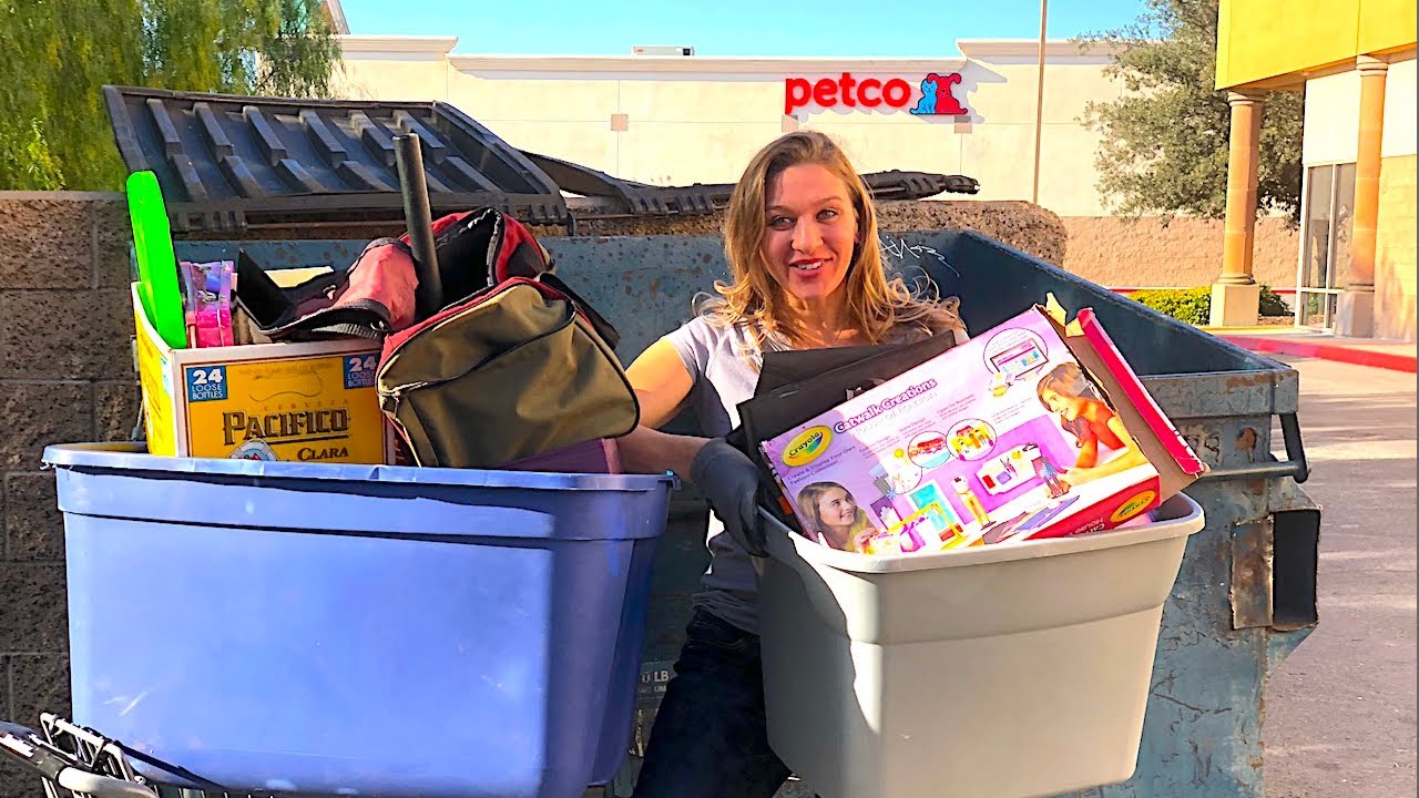 DUMPSTER DIVING- WHY DID SOMEONE THROW THIS AWAY?