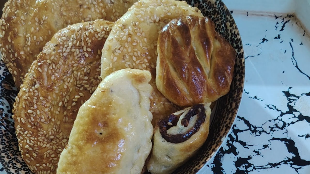 طريقه عمل كليجه بمكرنات سهله وبسيطه _مطبخ لانا 