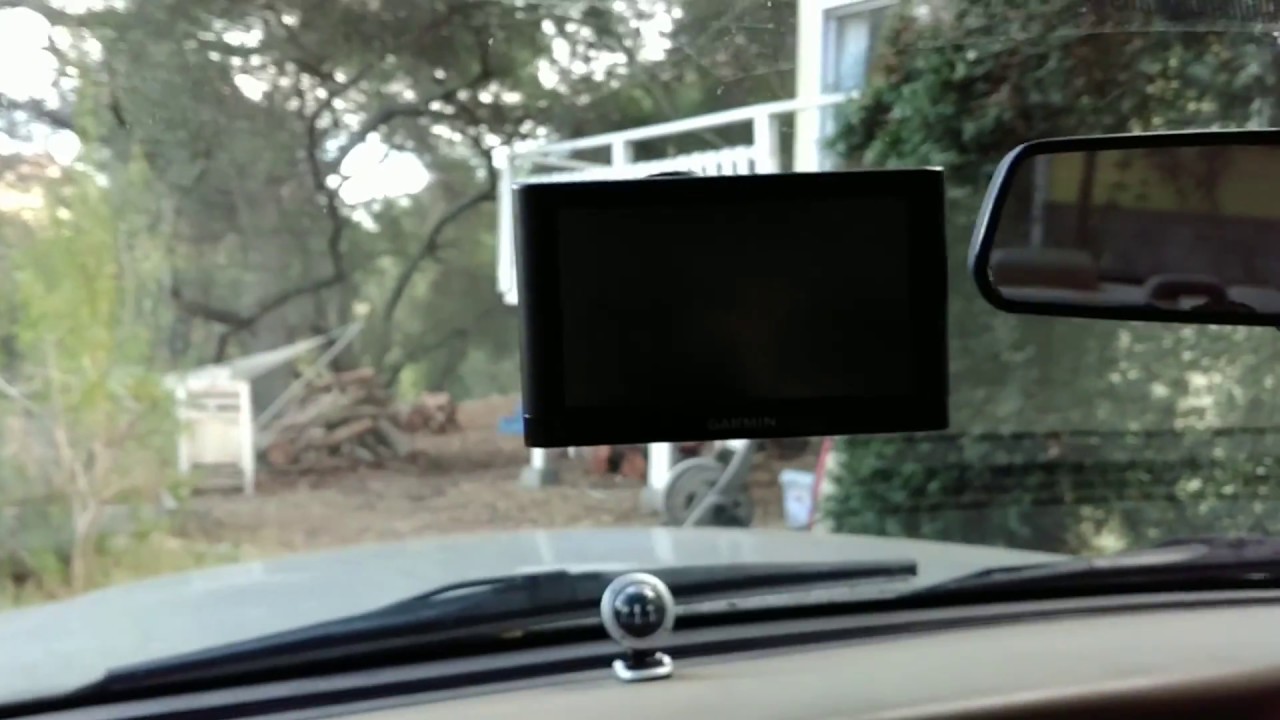 Proper Car GPS placement