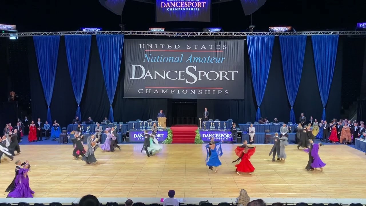 Adult Novice Ballroom Quickstep R1 Heat 2