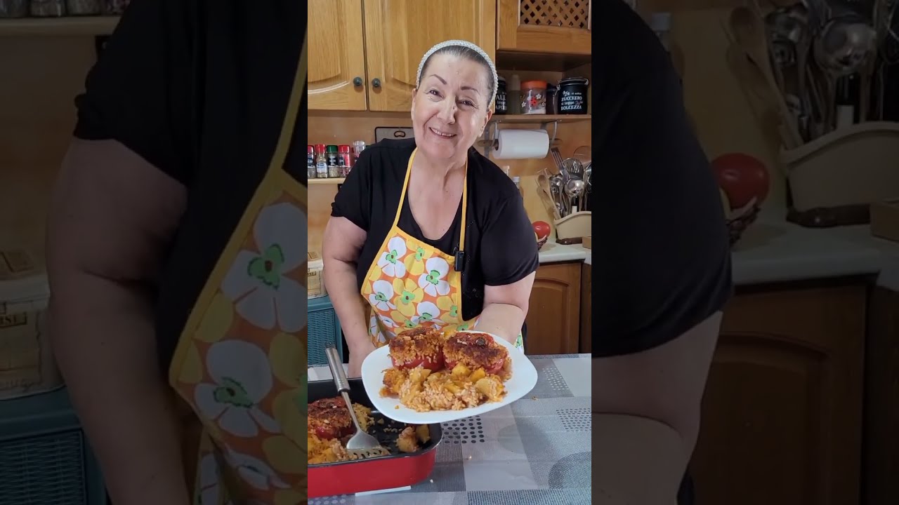 I strepitosi pomodori ripieni di riso, al forno con le patate 🫶
