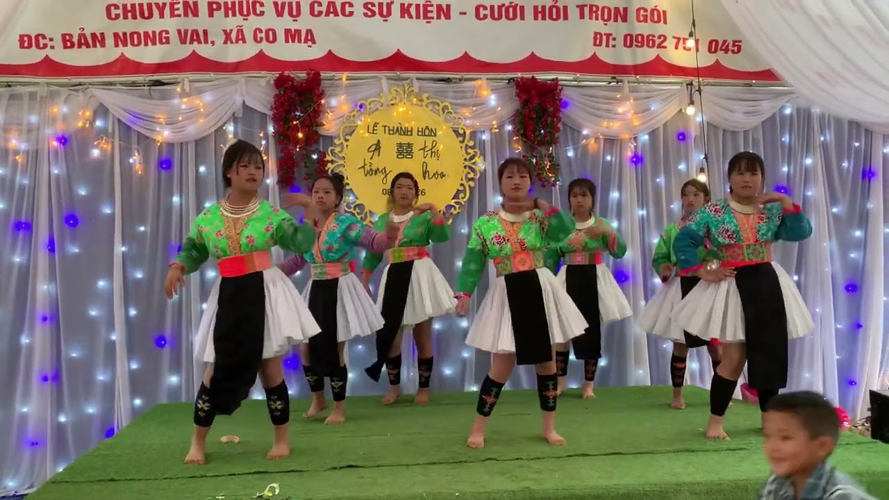 Gái bản 