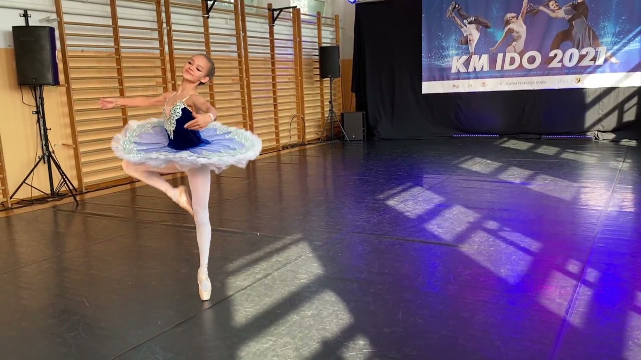 Amelia Otremba -  kat. solo junior 1 BALLET REPERTUAR 2021
