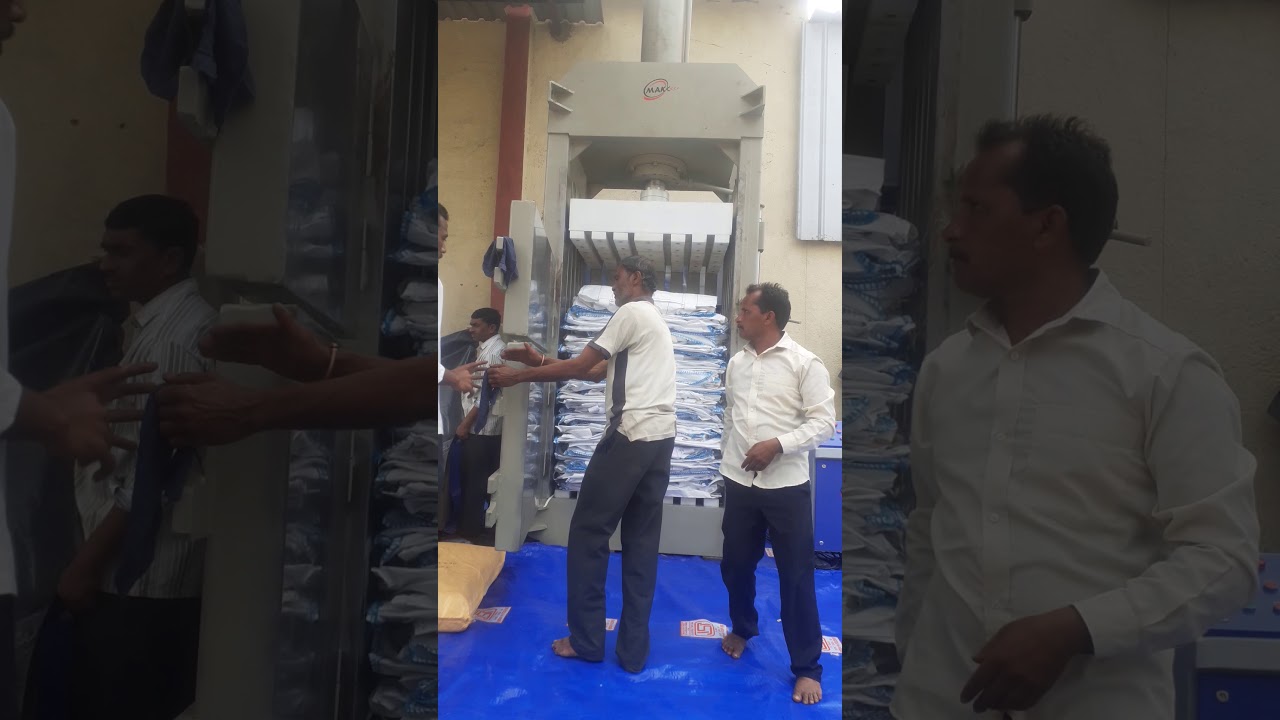 HYDRAULIC BALE PRESS FOR FIBC JUMBO BAG