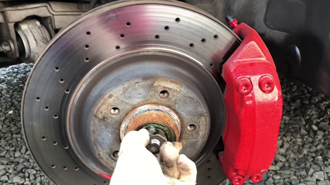 Mercedes-Benz C-Class front wheel bearing replacement