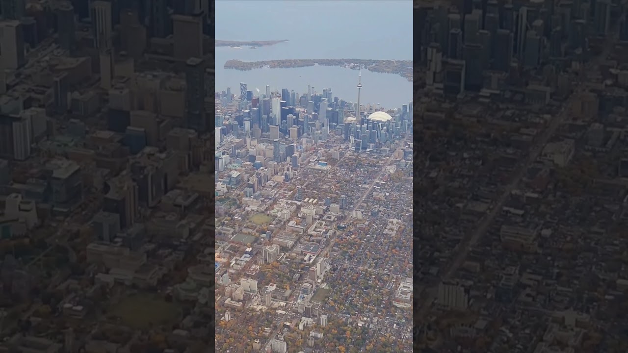 Autumn in Toronto from the air 🍂 credit @blackbirdblackbirdmusic #ambient #scenicviews #toronto