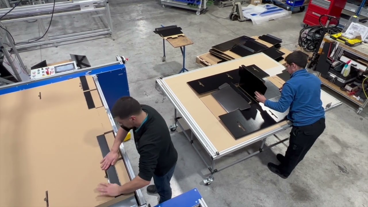 Gluejet 20/30 - Plotter de Encolado de Super Alta Velocidad
