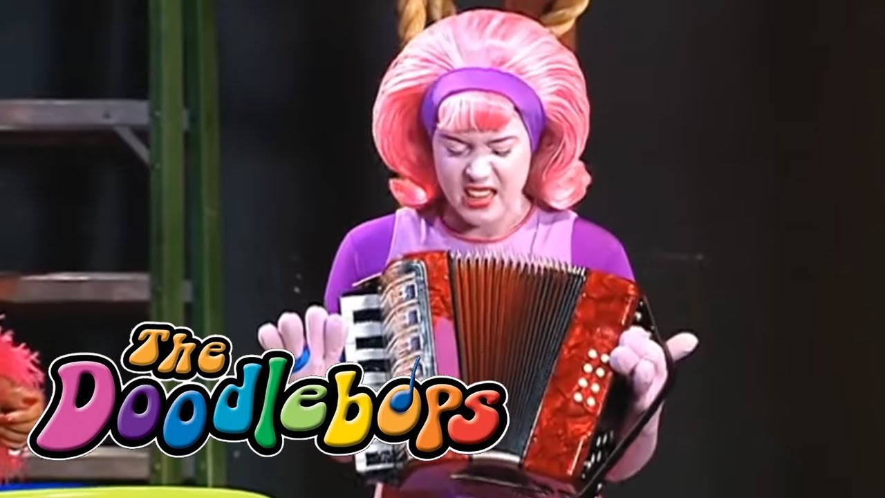 Deedee's Accordion 🌈 The Doodlebops 308 | Full Episode | Kids Musical