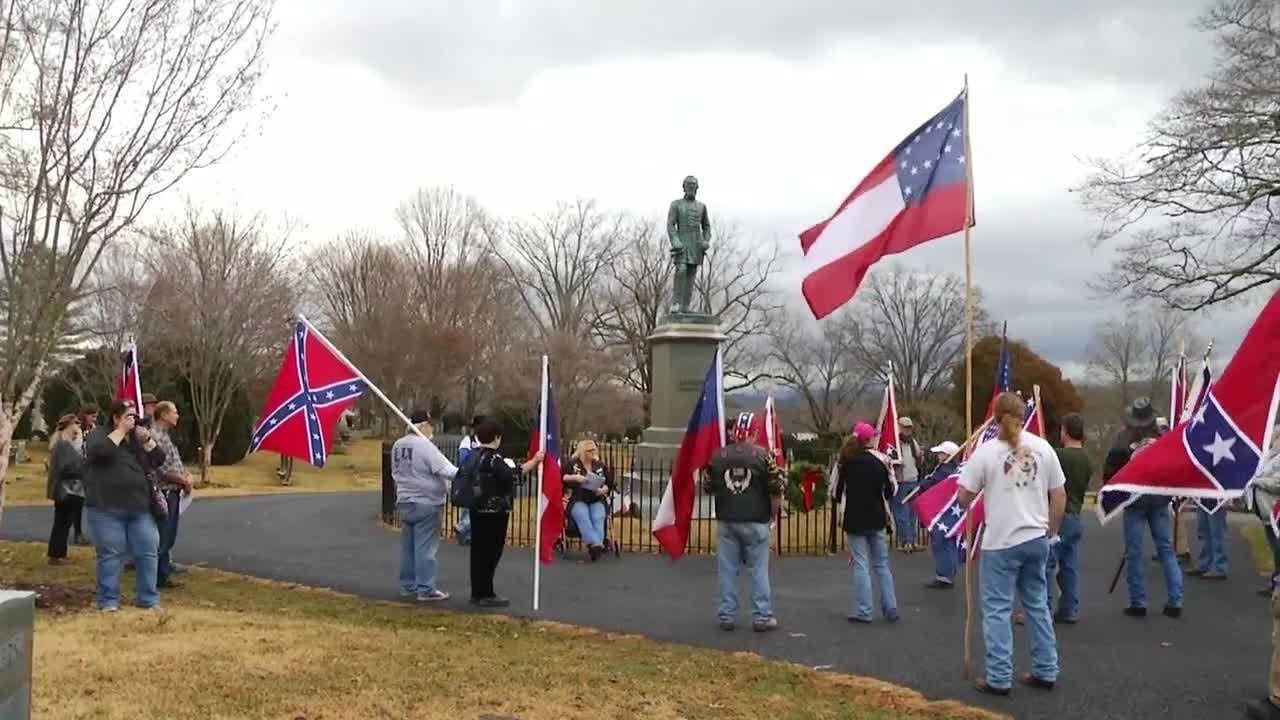 Virginia Flaggers ahead of Lee-Jackson Day parade