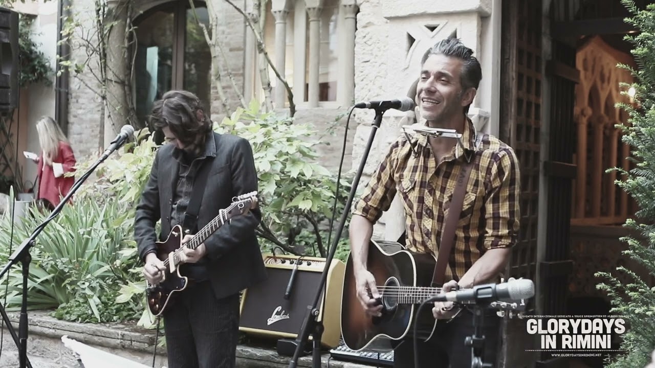 Racing in the street (B. Springsteen): Lorenzo Semprini trio live at Glory Days in Rimini