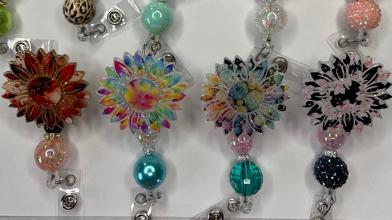 How to Bead a Zindee Sunflower Badge Reel