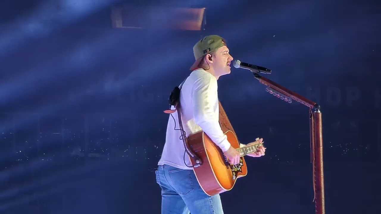 Morgan Wallen Cover Me Up Truist Park 2023 Pit