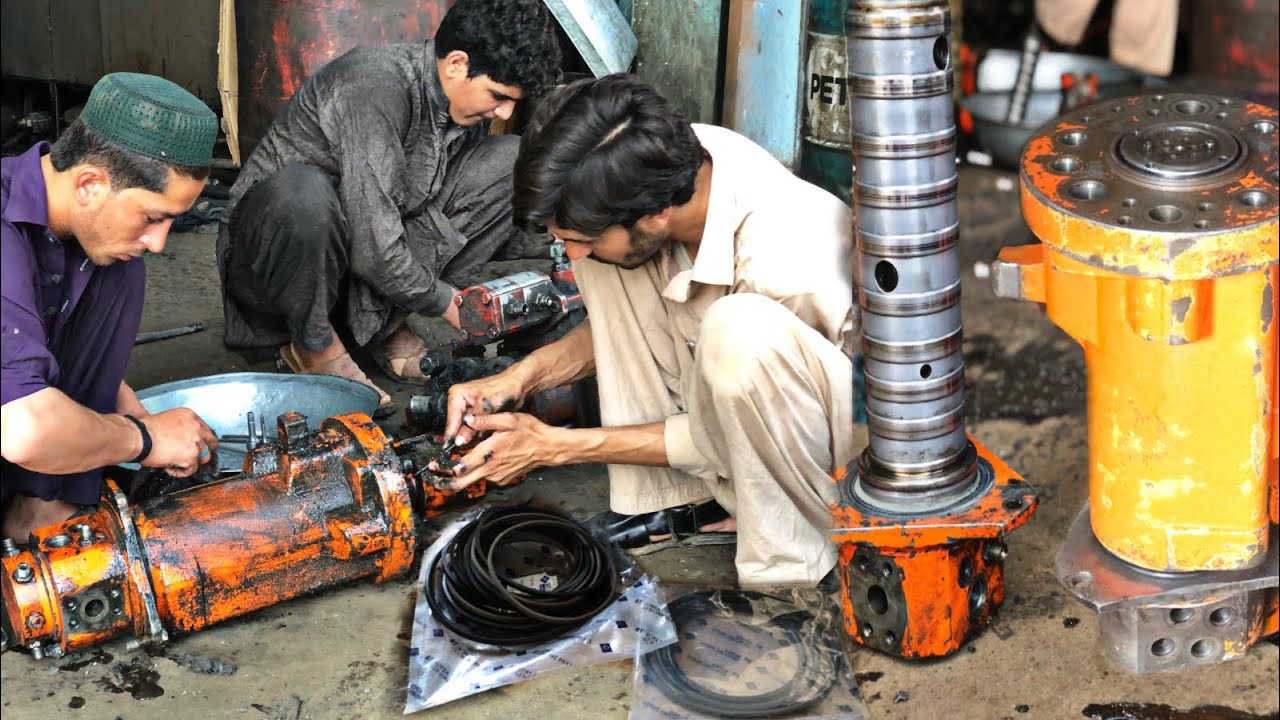 How to Repair Center joint || Doosan Excavator 140 restoration