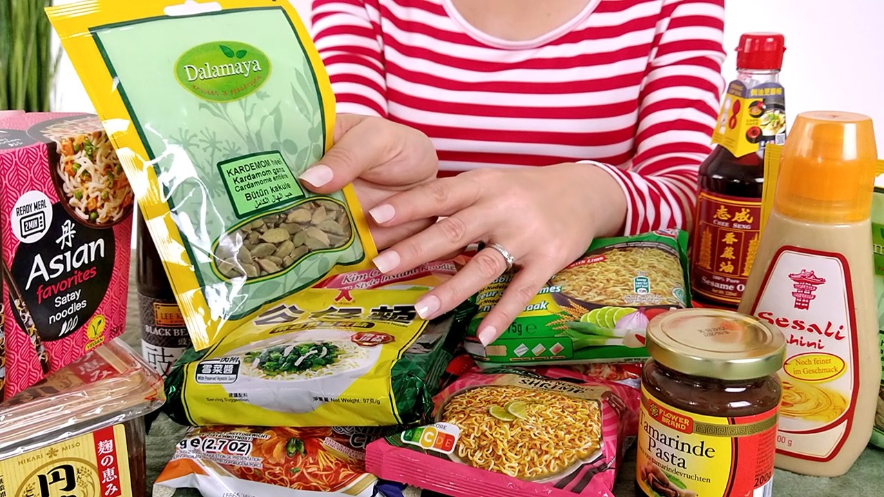 ASMR: Перевозка продуктов из азиатского супермаркета 🛒 (тихий голос)