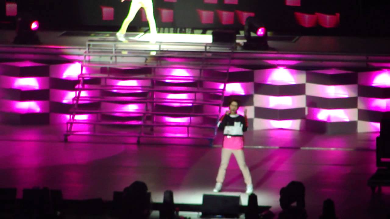 110910 SHINee World Concert SG - Replay (17/29)