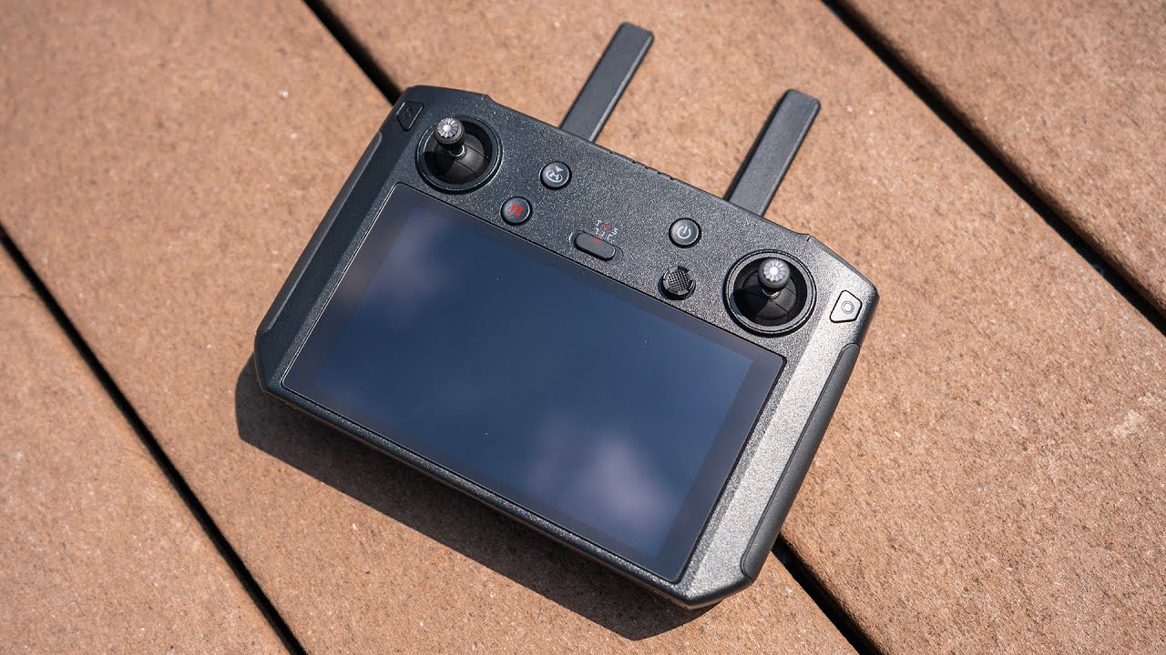 DJI Smart Controller 2020 года — стоит ли его покупать?