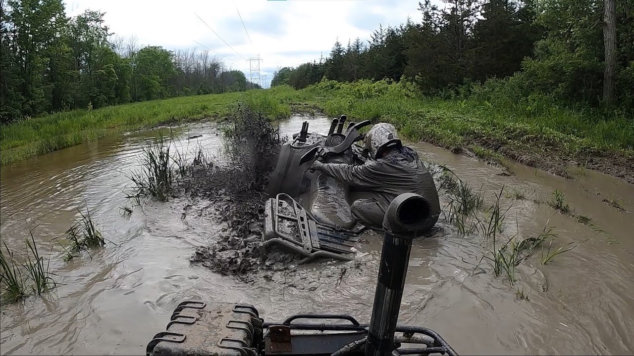 Can Am Outlander 800 on 30