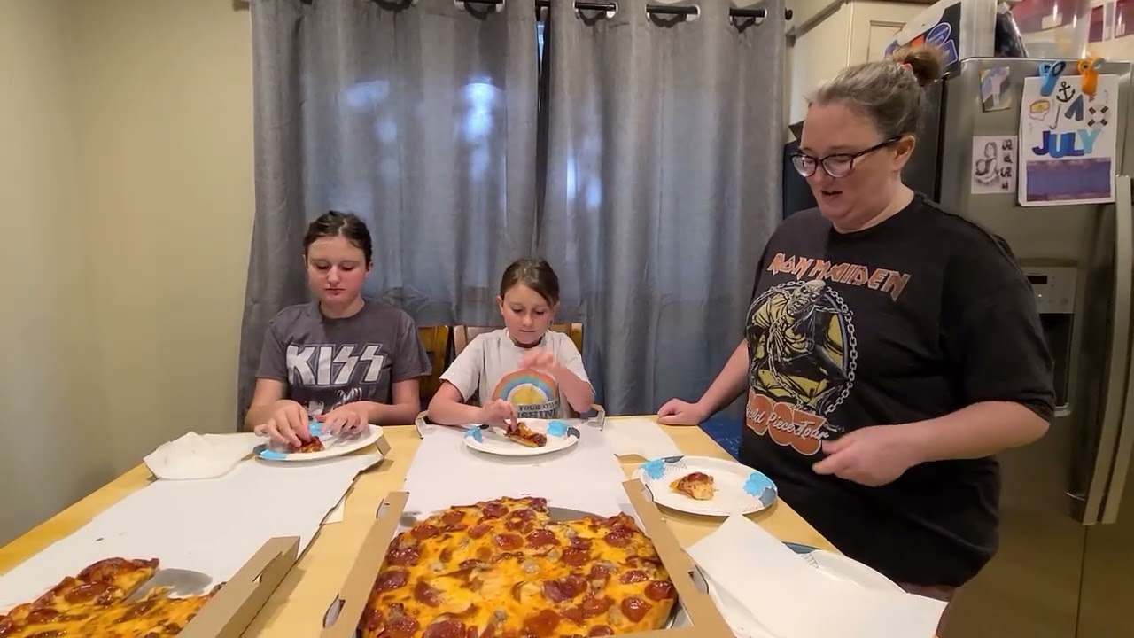 Review of Al's Pizza Warrenville, IL - Chicago Pizza Review