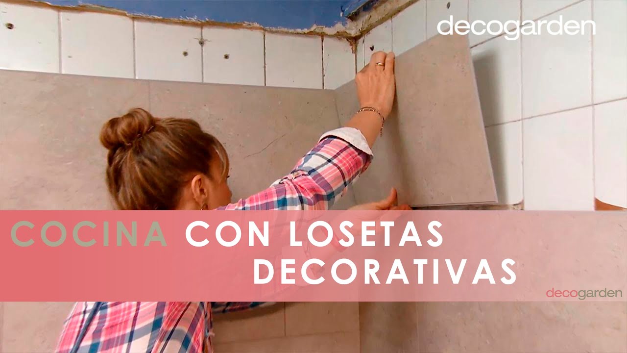 REVESTIR la PARED de la COCINA con losetas decorativas 🔨 &iexcl;Sin OBRAS!  👩&zwj;🔧 Decogarden