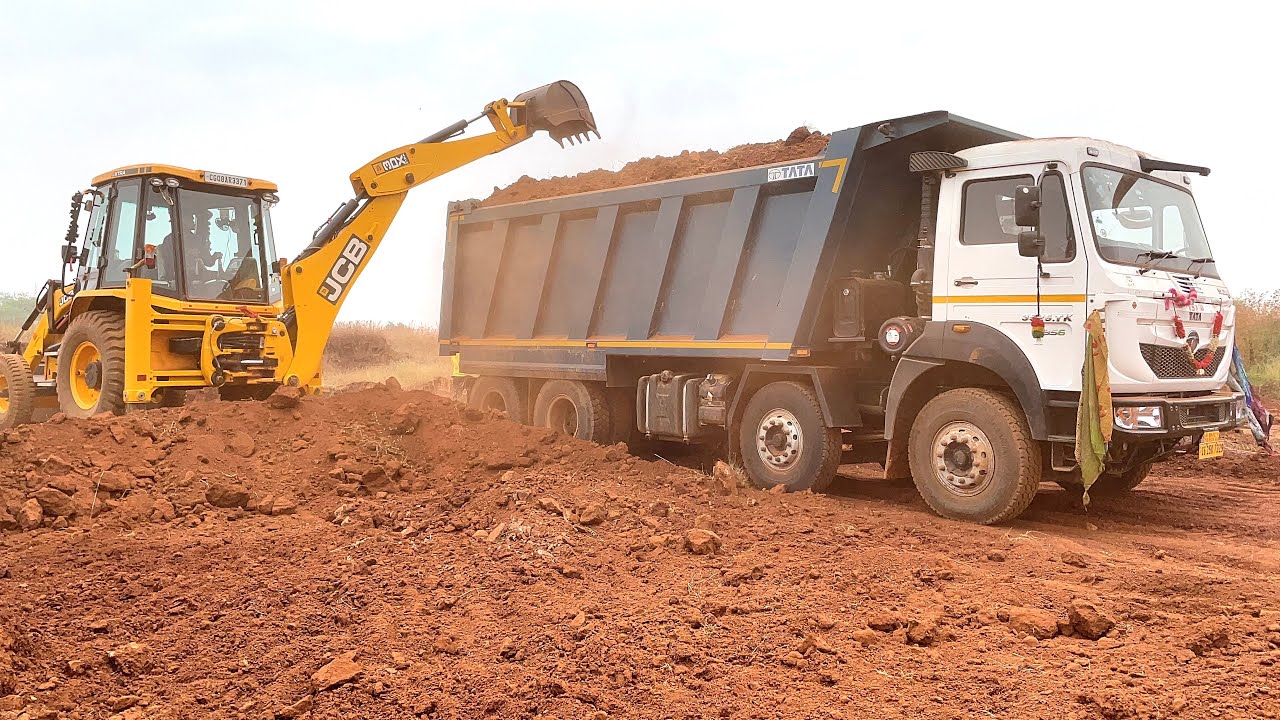 JCB 3dx Backhoe Loading Mud in Tata 2518, Tata 3118 and 2 Ashok Leyland 2518 Truck