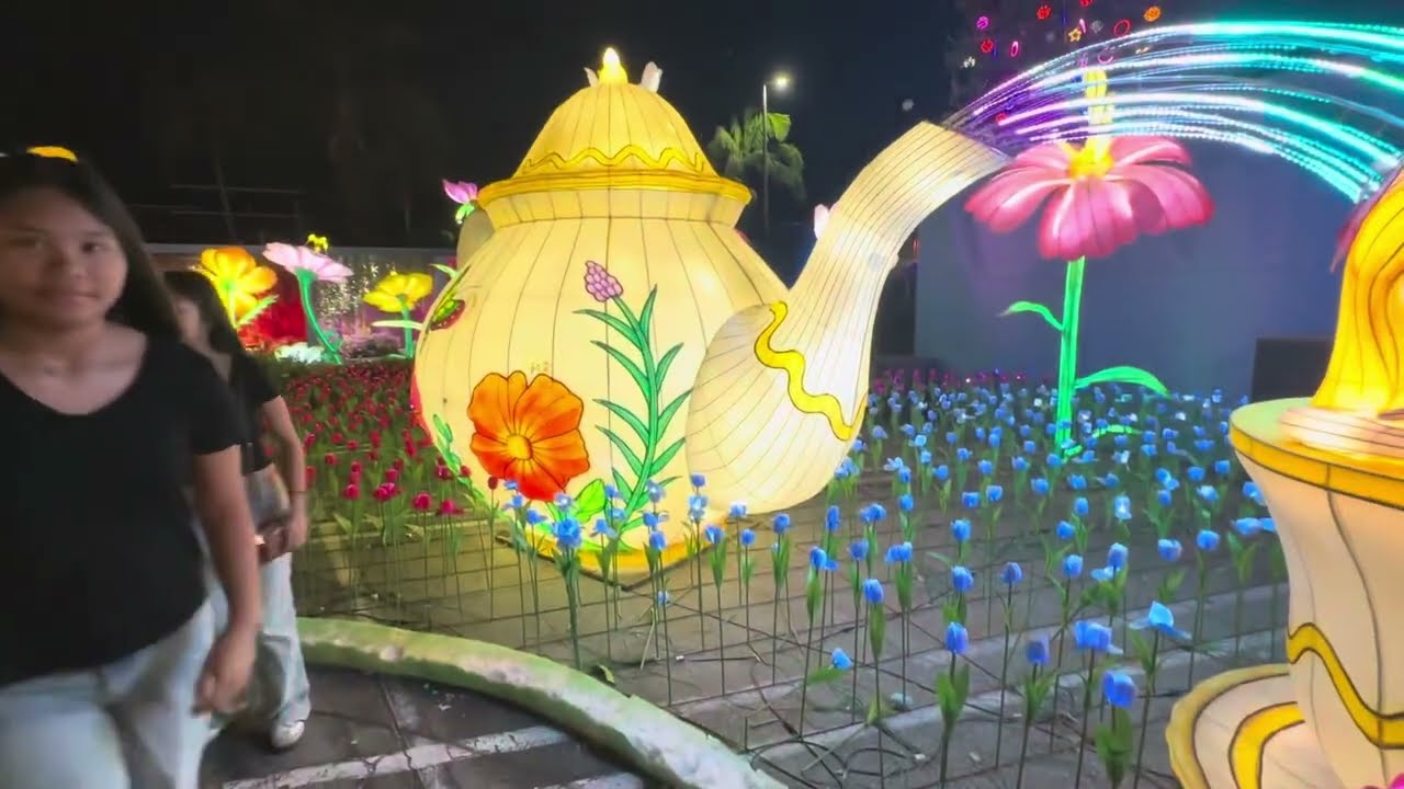 E11 - Imaginarium Lights in Lakewood CA
