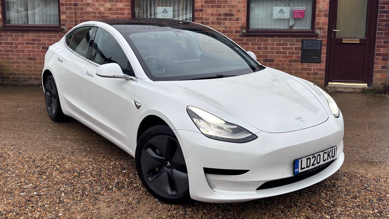 IA Car Company - Tesla Model 3 - LD20CKU