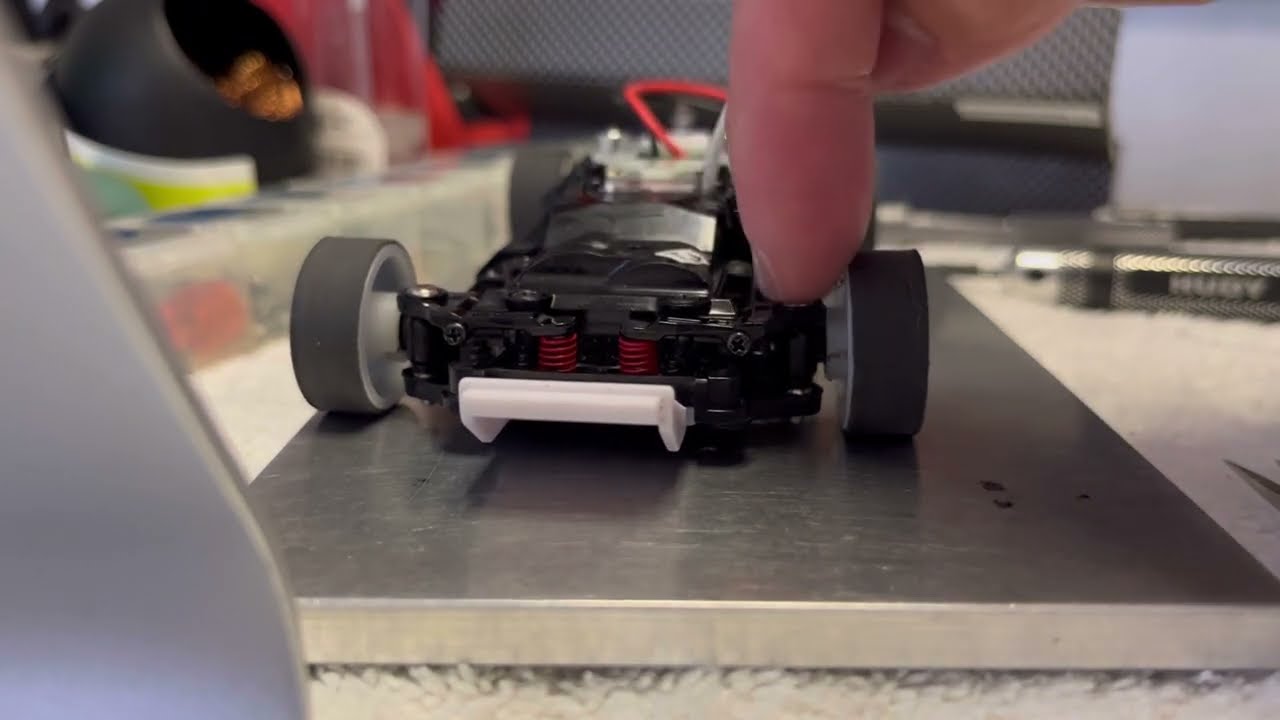 Kyosho Mini-Z MR03 | Frontend is much better after this Kingpin Flip Mod!