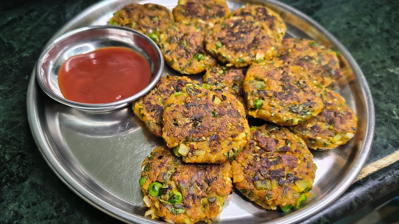 Palak aur sari sabjiyon se banaye ye healthy nasta wo bhi itne kam tel me 😋
