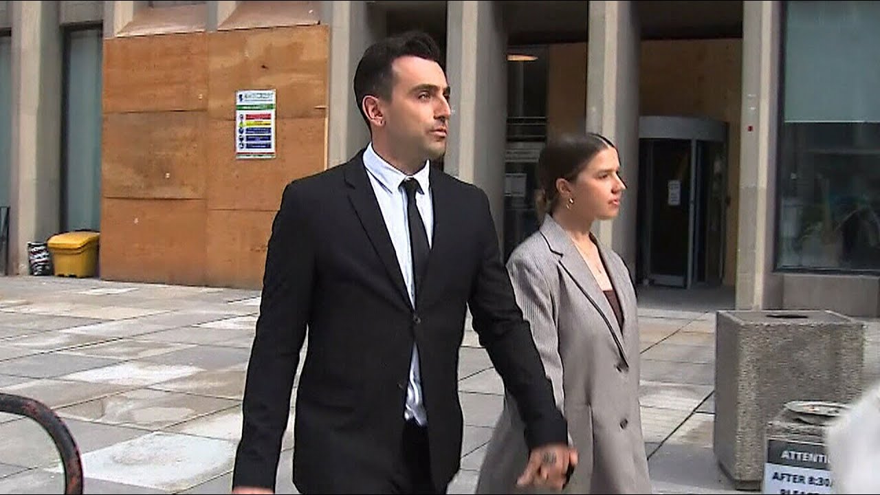 Crown alleges Hedley singer Jacob Hoggard violently raped teen girl | GRAPHIC WARNING