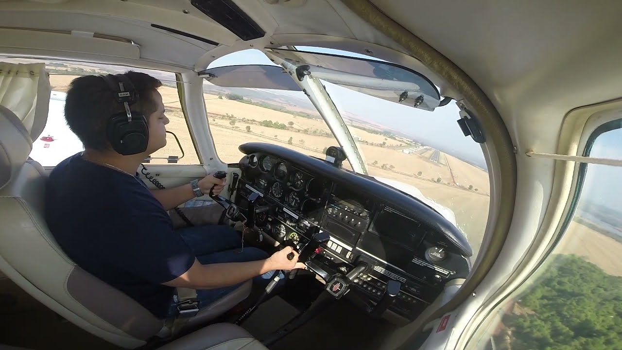POUSO PIPER ARROW II - PA28R 200 (CORISCO ASPIRADO)