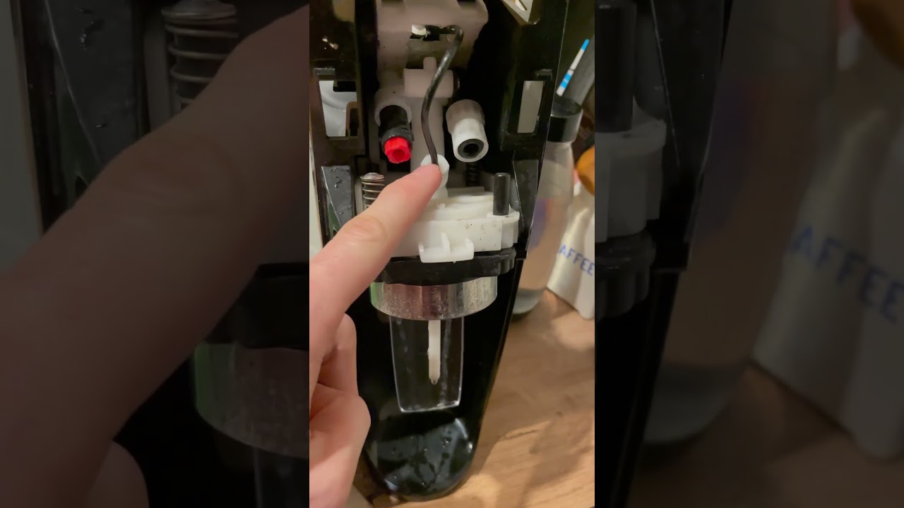 SodaStream EASY Reparatur Undichtigkeit beheben, Gehäuse öffnen