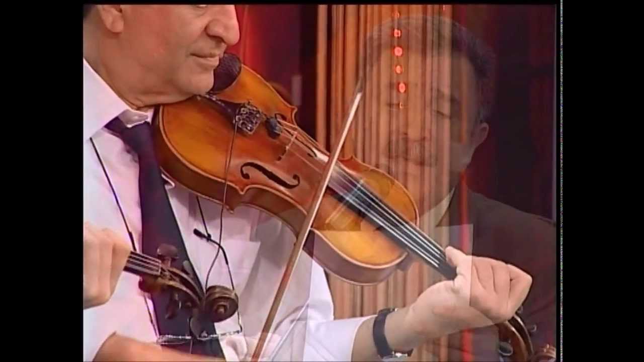 BEN HER EYLÜL O PARKTA O ÇAMLARIN ALTINDA-AYHAN HAKSAL