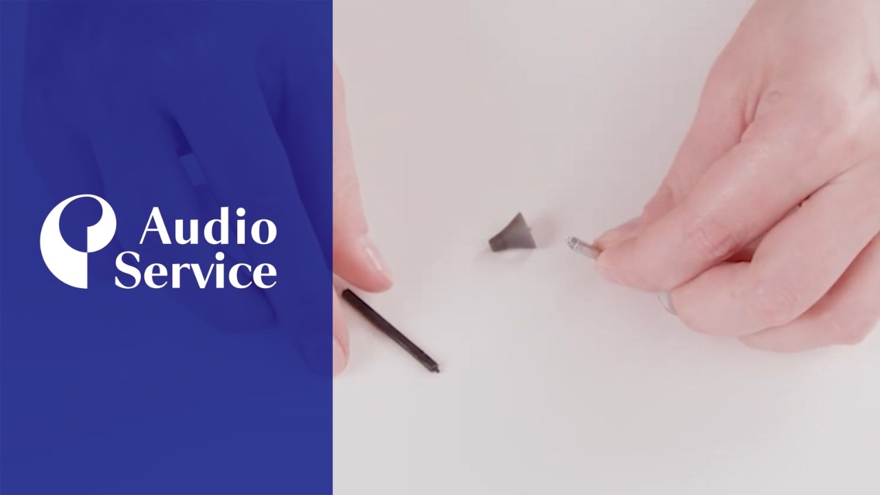 How to Replace the Tip and Wax Guard for the RIC Receiver