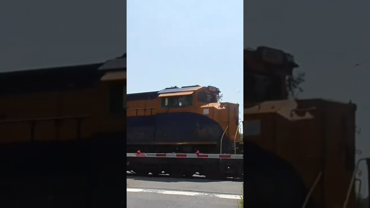 NS 18N with CNJ heritage unit trailing 7/16