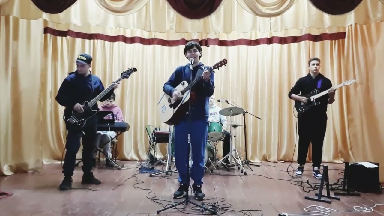 Привітання з Днем захисника і захисниць України. Гурт @CRAZY WORLD@ Юрівського БК 2022