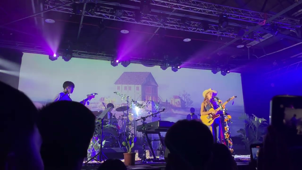 L&Uuml;CY - Cactus  (in taipei legacy)