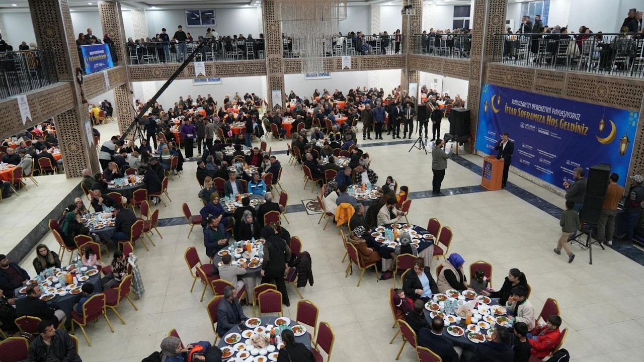 Adıyaman Belediyesi’nden geleneksel iftar programı
