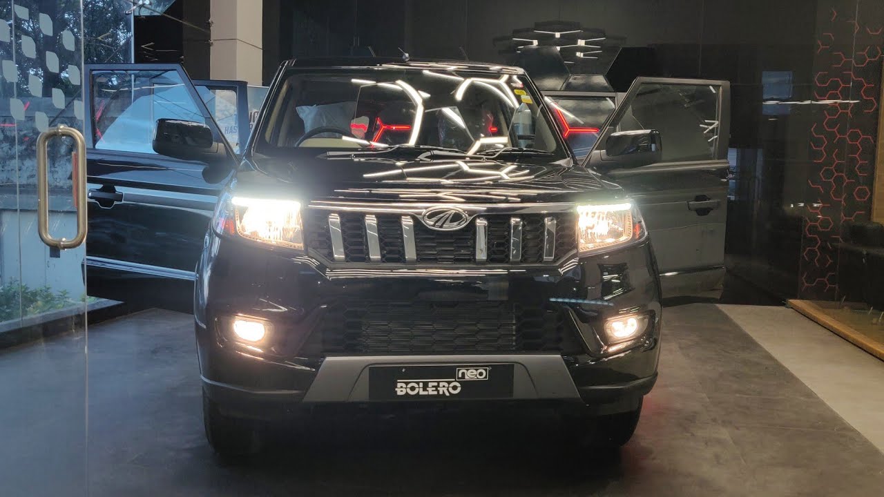 Mahindra Bolero Neo - Black Colour - First Look !