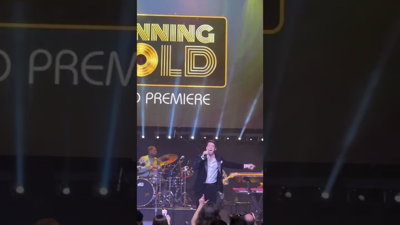 Jeremy Jordan Singing Greatest Time