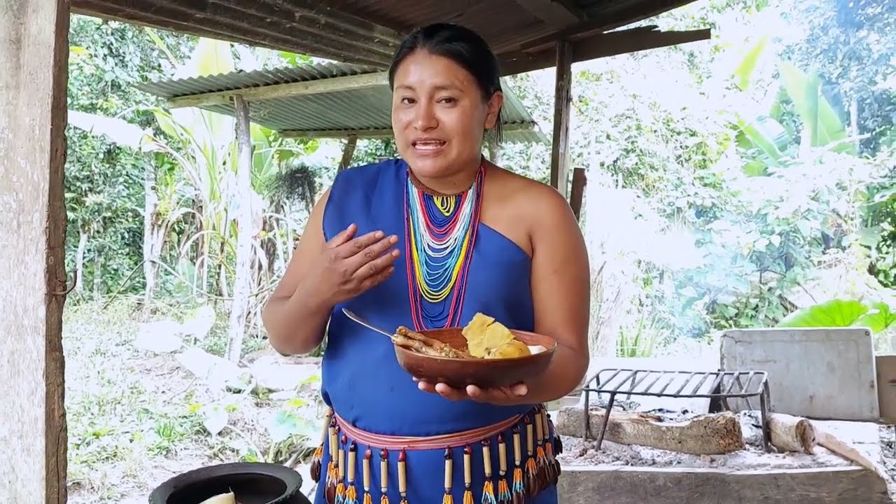 Estofado de CUY  con ingredientes del Oriente Ecuatoriano.