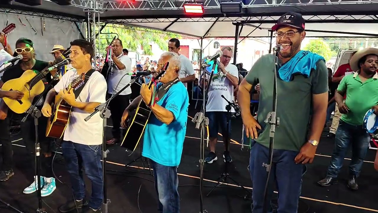 Folia de Reis Renovação Carismática No palco em Cassia dos Coqueiros 01/02/2026  