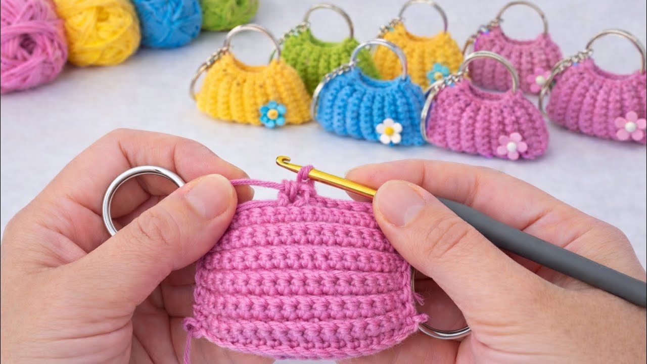 Perfect🤌💰I made 100  in one day and I sold them all! 🎁SELL OR GİVE GİFT🎁EASY CROCHET KNIT mini bag