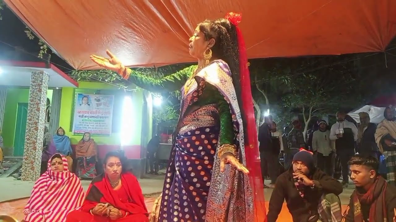 গাজীর চোখের জলে পথ যে আমার পিছল হয়ে যায়। 