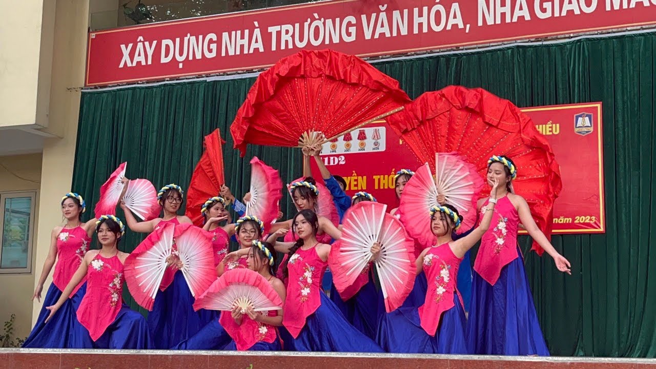 [Chuyên đề 11D2] - KẼO CÀ KẼO KẸT & TỨ PHỦ