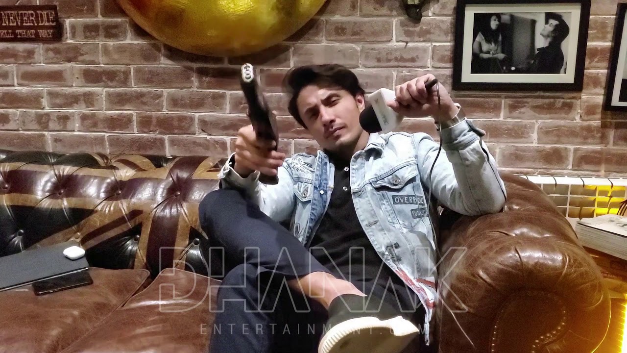 Ali Zafar runs away from the interview!