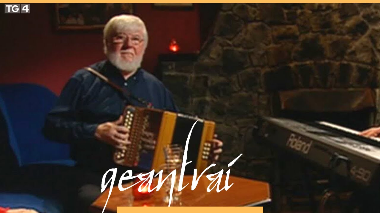 Joe Burke (RIP) & Charlie Lennon | Hill Bar, Cill Tormóir | Geantraí 2012 | TG4