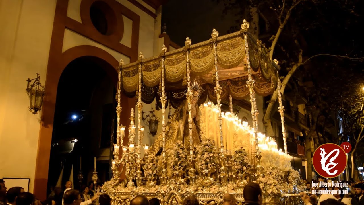 Entrada de la Hermandad de los Negritos | Semana Santa de Sevilla 2017