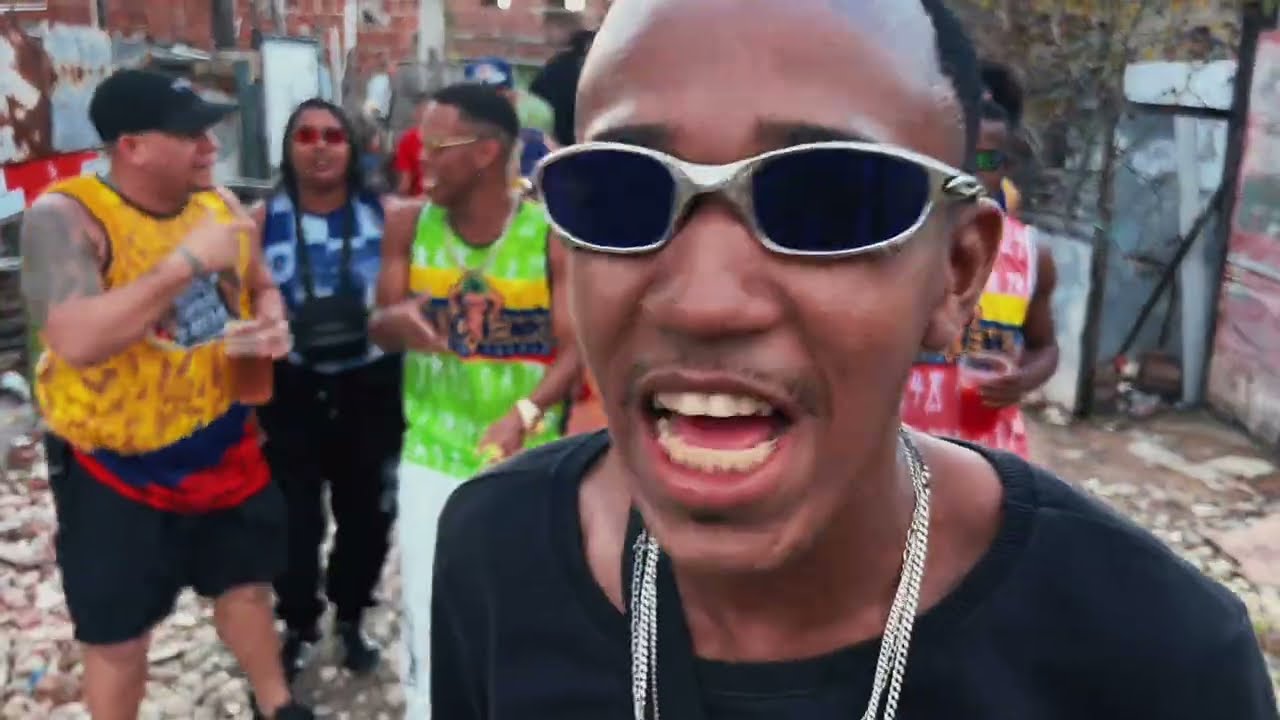 SHEVCHENKO, W9 E TIO CHICO, MC PRETO CHEFE, MC LELEO, ZOINHO NO BEAT - CAÍ PRA CÁ PRA FAVELINHA