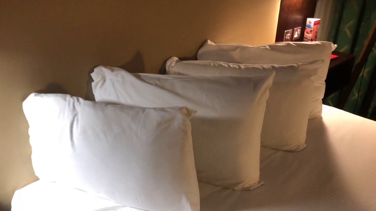 Grand Harbour Hotel / Leonardo Royal Hotel Southampton. Room 323. Review.