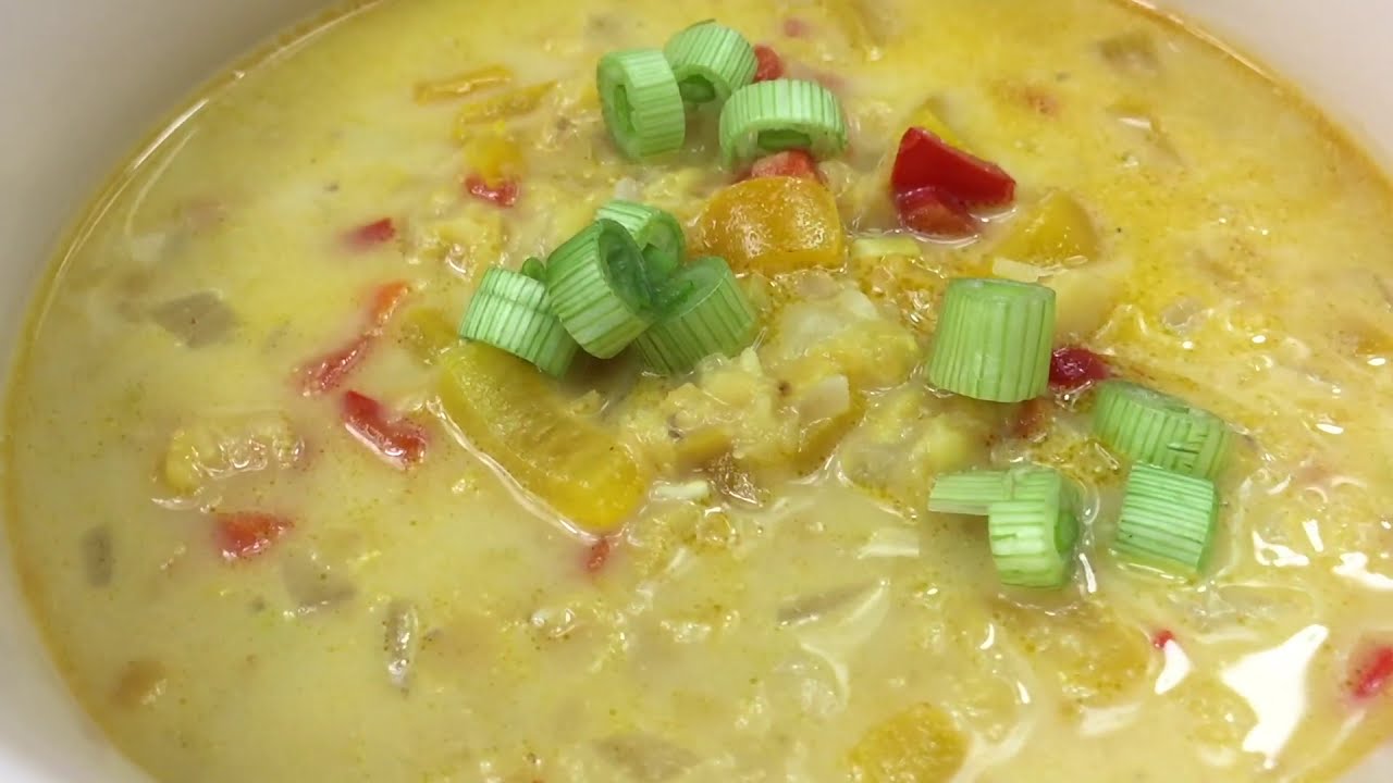 Paprikasuppe mit Kokosmilch und Linsen - Rezept